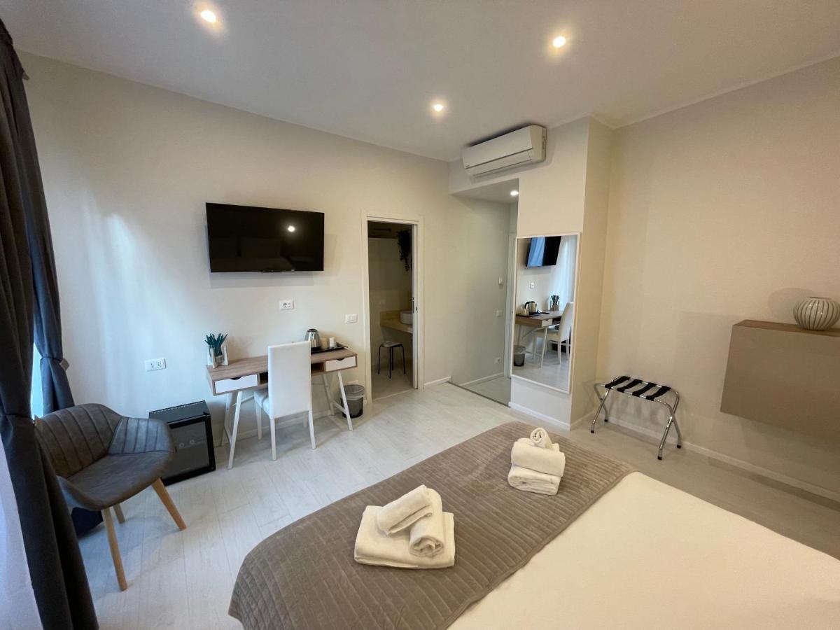 Quintus Luxury Suites Roma Exterior foto